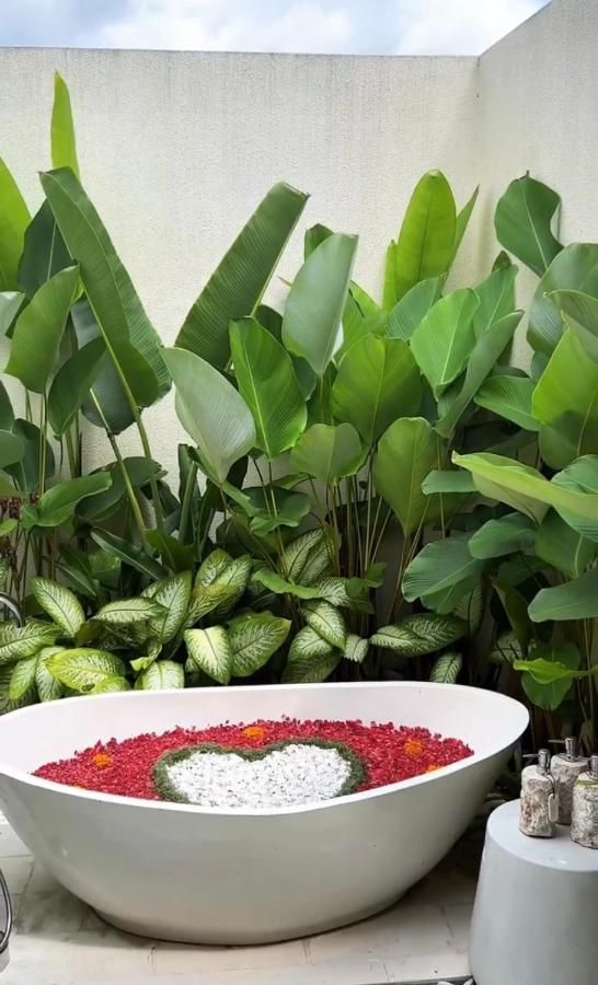 Villa Crystal Lagoon By Balisuperhost Ubud Exterior foto